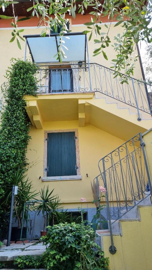 Casa Elsa Daire Torri Del Benaco Dış mekan fotoğraf